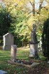 Der Herbst ist die ideale Jahreszeit für einen Friedhofsbesuch